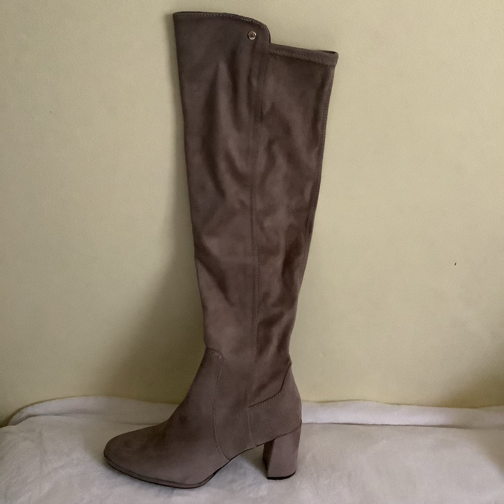 NWOT Liz Claiborne Over Knee Boots (8) - Picture 3 of 14